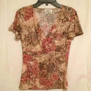 💜2 for $20💜"A. BYER" Size M Cross Chest Top